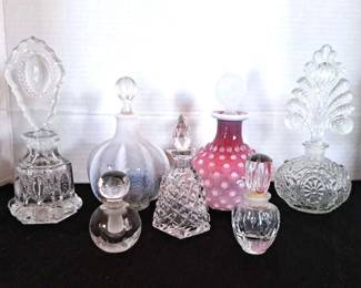 Vintage Vanity Glass Perfume Bottles w Stoppers
