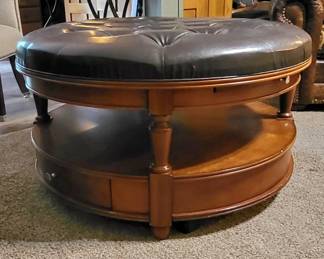 Ottoman table 
(available for pre sale)