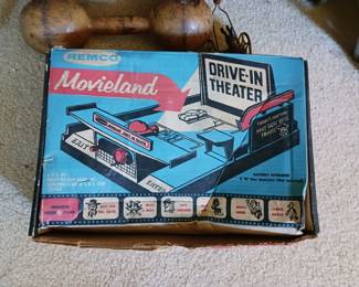 REMCO
Movieland
DRIVE-IN THEATER
$100