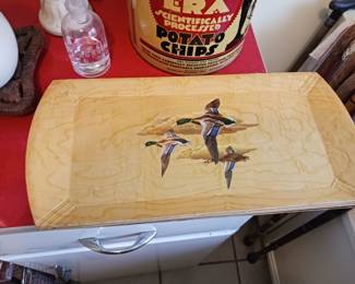 Vintage trays featuring waterfowl ducks