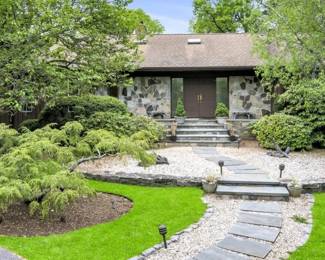 Gorgeous 5,000+sf luxury home PACKED with vintage content and collectibles in Mamaroneck, NY