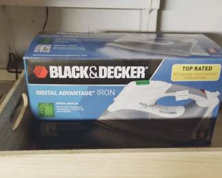 Black and Decker digital advantage Iron in Box