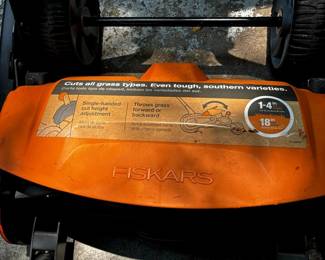 fiskars lawnmower