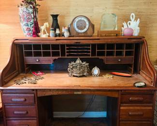 Antique Rowlett roll top desk - very nice condition