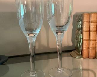 Lalique “Ange” champagne flutes