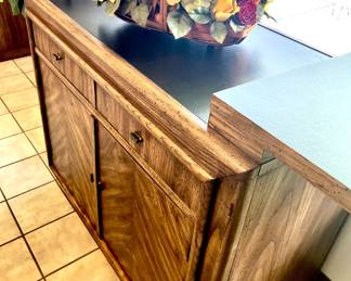 Vintage Stanley rolling server or side bar in Fruitwood
Black Laminate pebble finish foldout top
2 drawers with lower cabinet, shelves