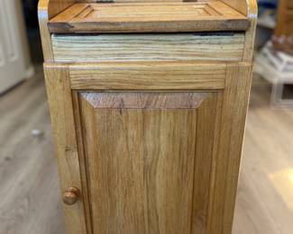 Wooden trash bin cabinet 