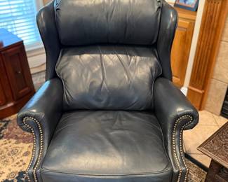 Asking Price: $1000 (each, 2 available)
Item: Bradington Young Leather Gentlemens Recliner, (Ladies Also Available)