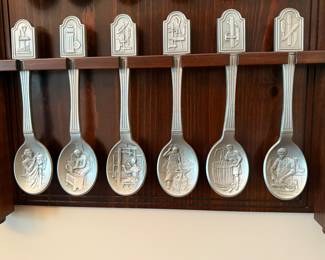 Asking Price: $45
Item: Franklin Mint Spoon Collection, Set of 18 w/Display