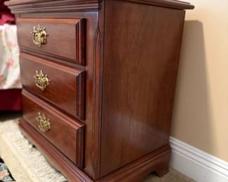 Asking Price: $65
Approx Measurements: 25"w x 16"d x 25"h
Item: 3 Drawer Mahogany Bedside Table