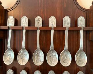 Asking Price: $45
Item: Franklin Mint Spoon Collection, Set of 18 w/Display
