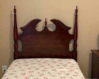 Asking Price: $80
Approx Measurements: Twin
Item: Twin Mahogany Bed (Mattress is available)
