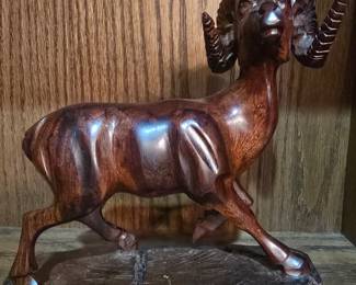 Hand carved big horn ram