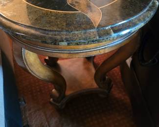 2 matching end tables