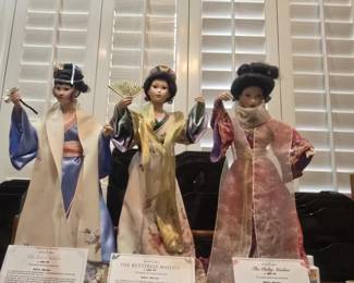 3 China dolls