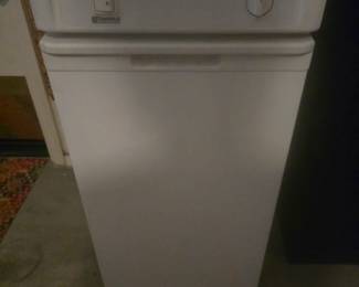 Trash compactor