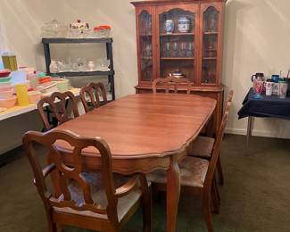 Basset Dining Room Set Cherry Dior… 