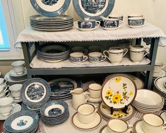 Currier & Ives Blue and White. 