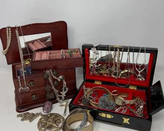 26 PairofVintageJewelryBoxeswithFashionJewelryWatches