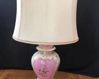8 MidCenturyHollywoodRegencyFloralTableLamp