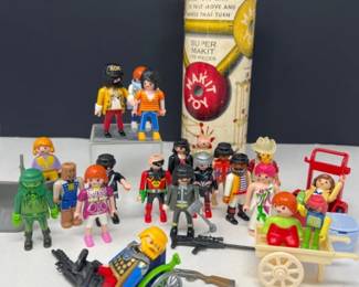 57 PlaymobilFiguresVintageWoodTinkerToys