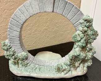 #62 - $45 - Lladro Bermuda Moon gate 12Wx6Dx10H #7503