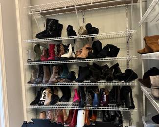Many shoes, sizes range from 5 1/2 - 6 1/2