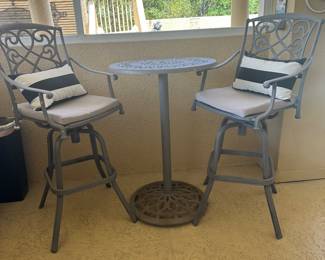 #89 - $180 - High top table w/ swivel barstools - table needs TLC