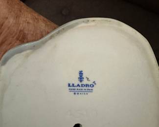 #123 - $45 - Lladro Girl with umbrella & geese #4510