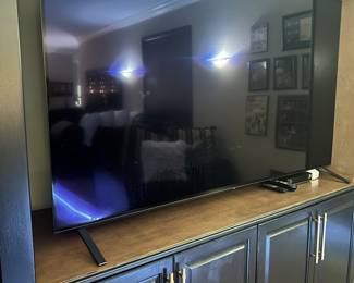 #67 - $ -LG TV 78"