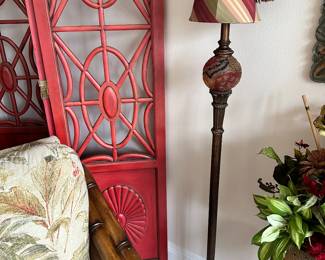 #7 - $70 - Venetian style floor lamp 9Wx9Dx63H with tassel