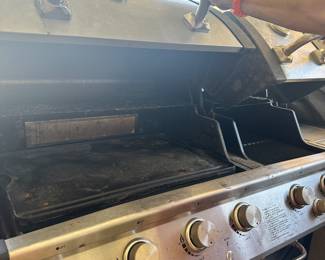 #88 - $250 - Royal Gourmet grill
