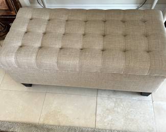 #46 - $70 - Storage bench linen 39x19x18H
