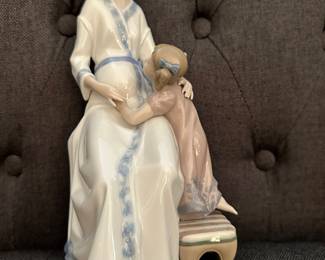 #124 - $68 - Lladro Great expectations #5650