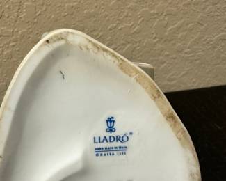 #61 - $45 - Lladro don quixote "Oration" 4'x9"#5357