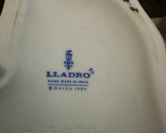 #124 - $68 - Lladro Great expectations #5650
