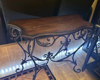 #70 - $90 - Metal & wood console table 36Wx16Dx30H