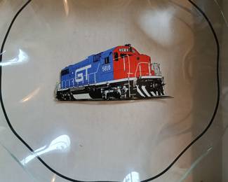 Grand trunk candy dish