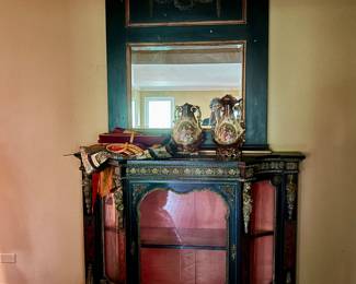 Magnificent antique Napoleon III boulle style display cabinet with matching mirror