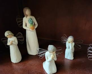 Collection of Willow Tree figures- more than pictured