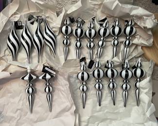 Highly desirable black/white ornaments by Robert Stanley, all new with tags