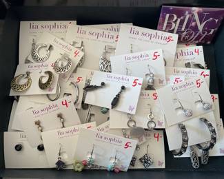 NEW Lia Sophia Jewelry earrings