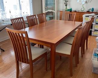 Scandinavian dining table ( extends to seat 12), w/ 8 chairs!