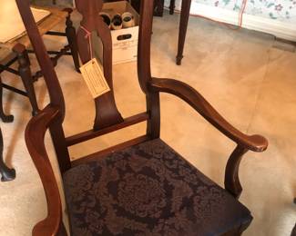 set of 4, two armchairs, two side chairs