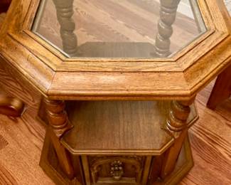 Mid Century Glass Top End Table.