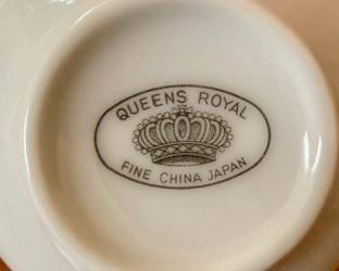 Vintage Queens Royal China Japan Tea Set. 24 Pc.