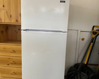 working refridgerator