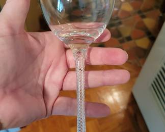 Glasses with air twist stems