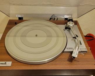 Yamaha record player 