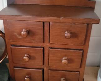 Spice cabinet